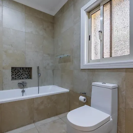 Azure Dream: Lux 4-bed With Pool, Sea View & Garage * Mellieħa